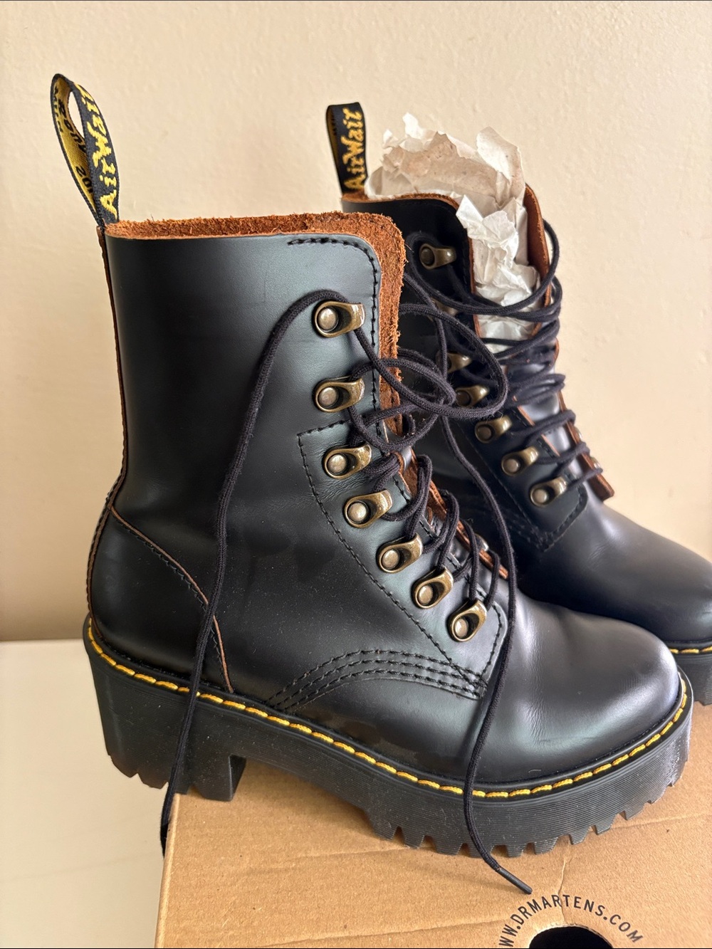 Dr Martens - Picture 4 of 7